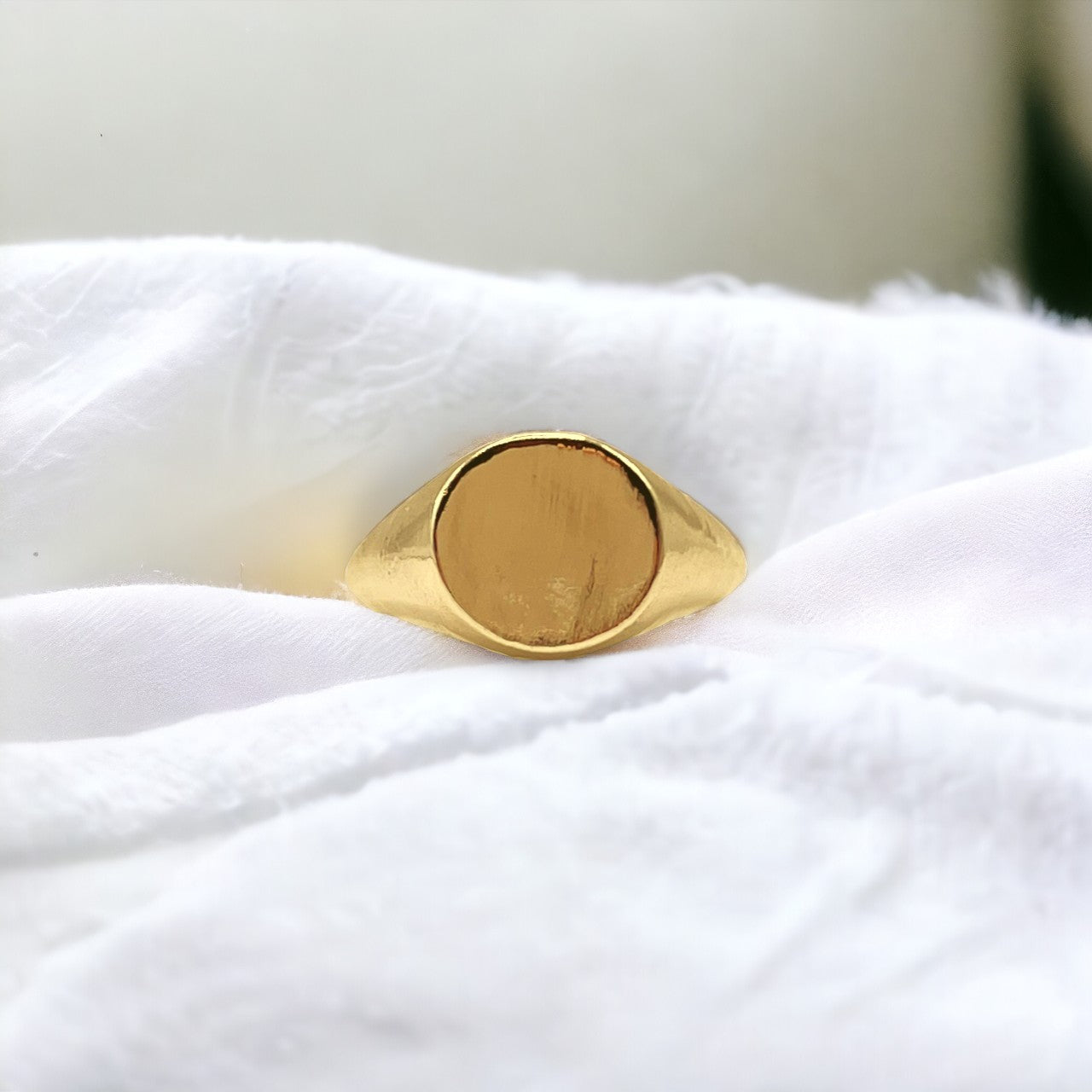 Round Signet Ring